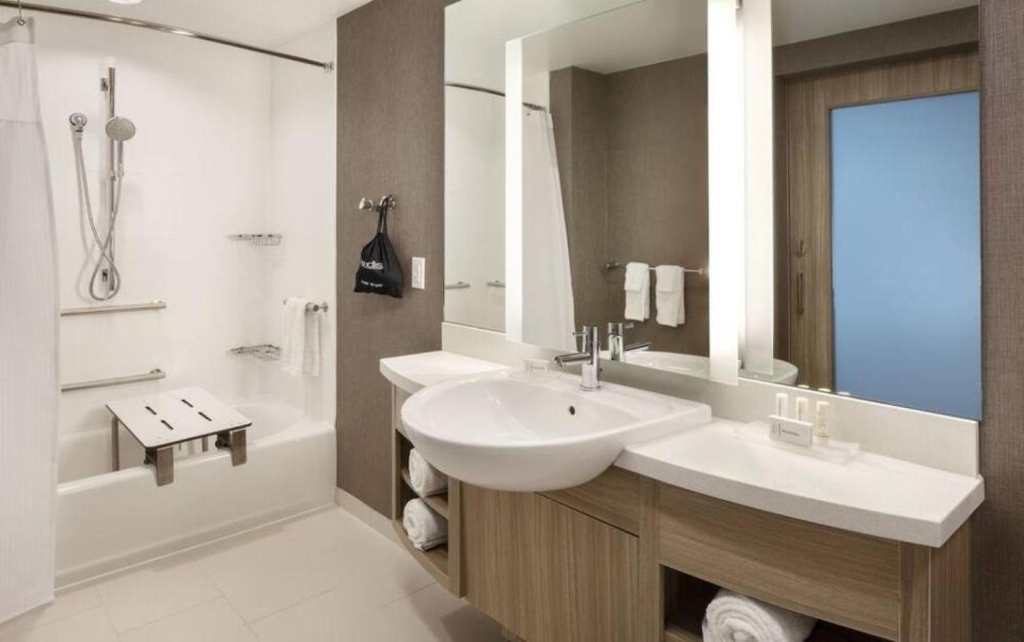 Springhill Suites By Marriott Hampton Portsmouth Eksteriør billede